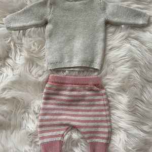 Newborn sweater outfit 💗